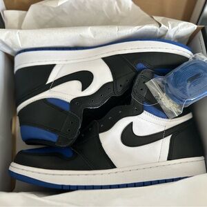 Nike Air Jordan 1 Retro High OG Box
